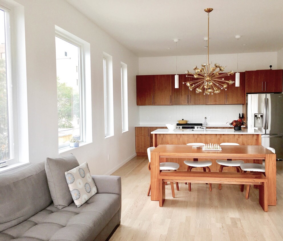 Comedor de 10 pies - 2752 Clay St