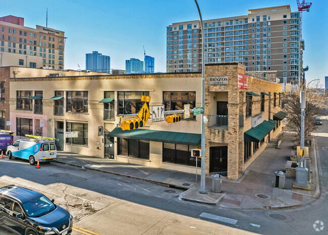 Foto del edificio - Brazos Lofts