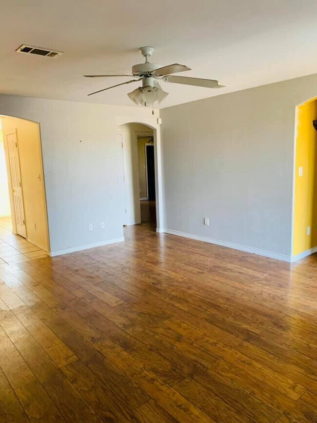 Foto del edificio - 2907 Dalton St