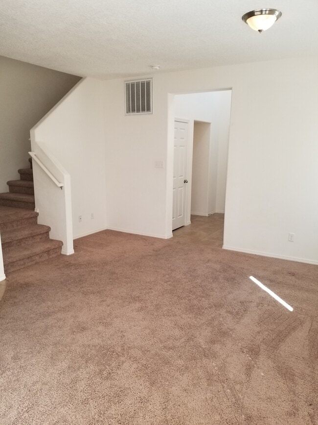 Building Photo - 14 Carson Valley Way