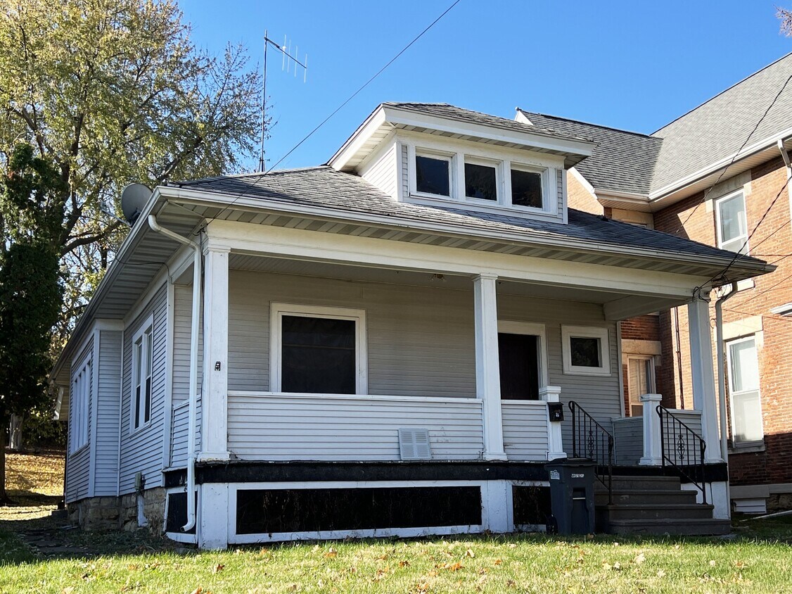 Foto principal - 2501 Central Ave