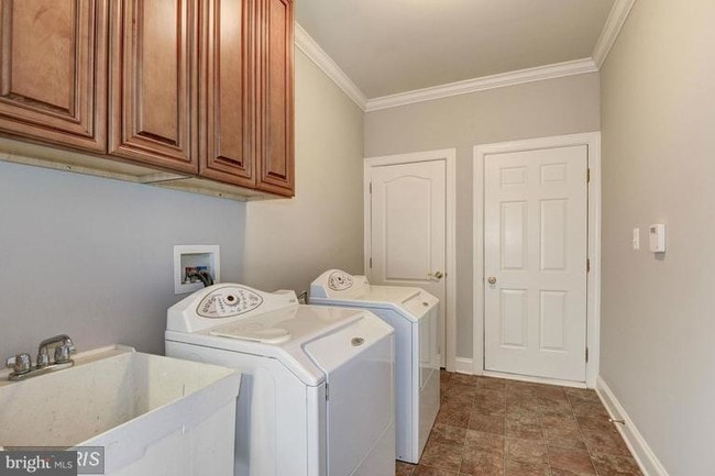 Building Photo - 43404 Blantyre Ct