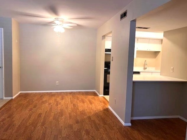 Building Photo - 2 Fairways Cir