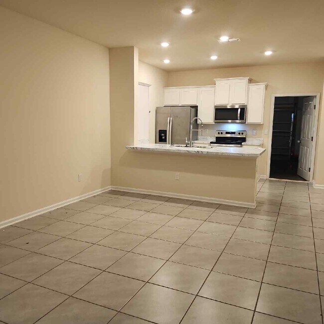 Foto del edificio - 86624 Shortline Cir