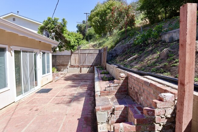 Building Photo - 4818 Newton St