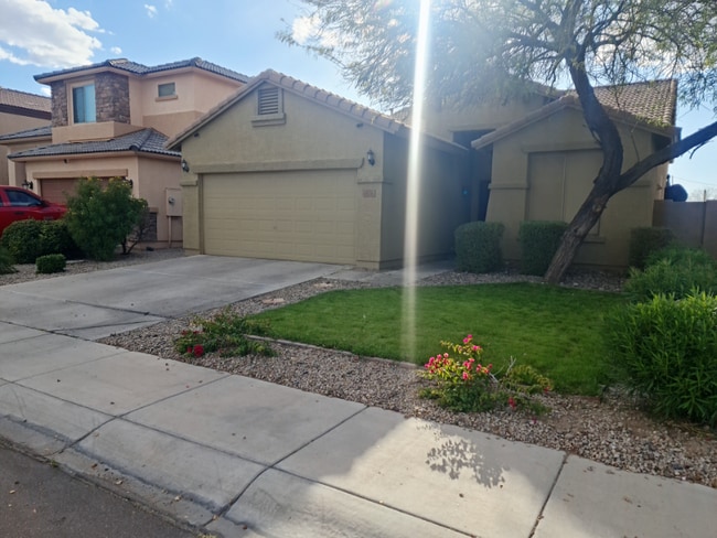 Building Photo - 6616 S 37th Ln