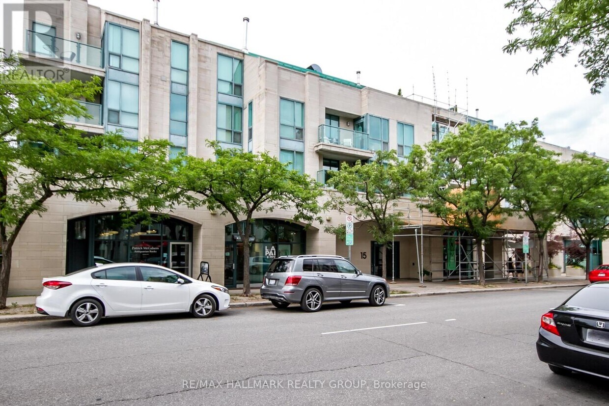 Primary Photo - 15-315 Murray St