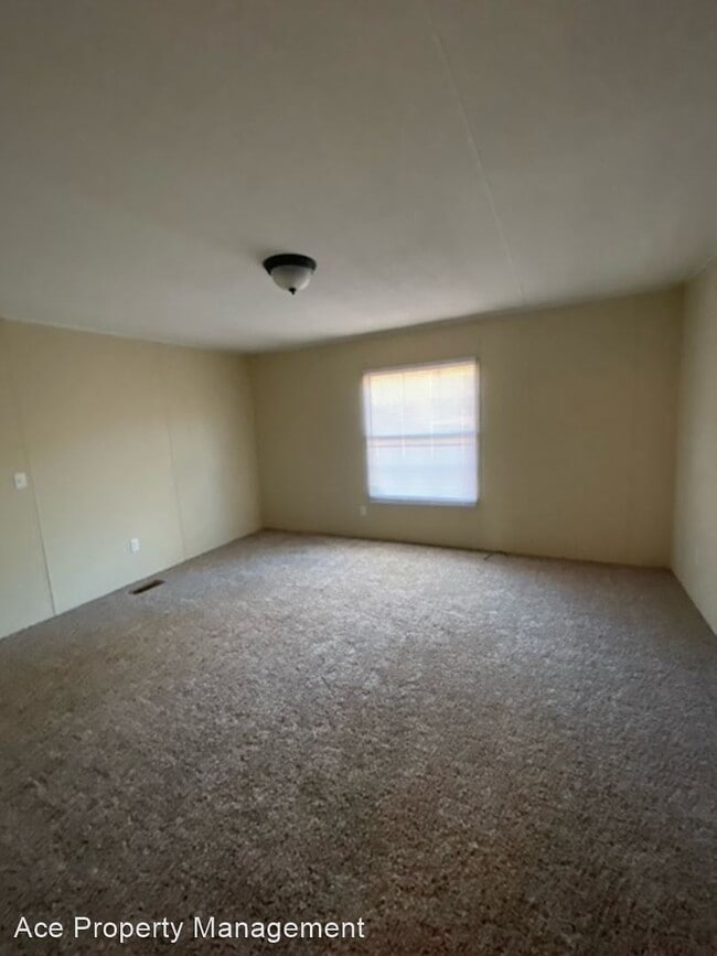 Building Photo - 3 br, 2 bath House - 2625 Tingen Road