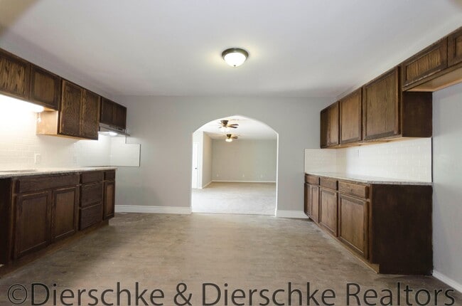 Foto del edificio - Large family home in Grape Creek!