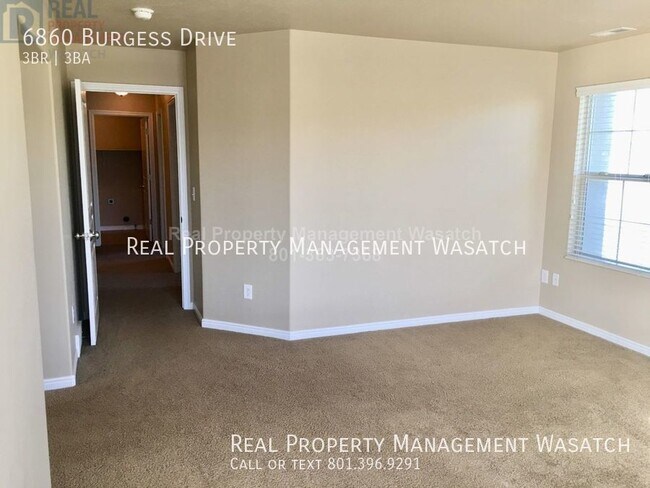 Building Photo - 3 Bedroom 2.5 Bath Tooele
