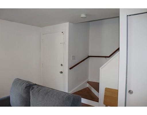 Building Photo - 81 Wilson Dr