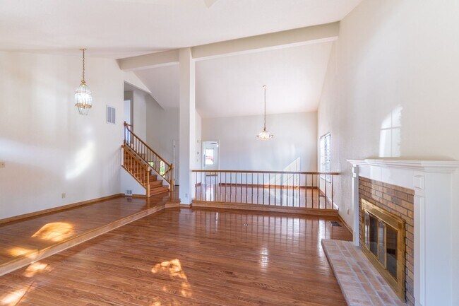 Foto del edificio - 2741 Seminole Dr