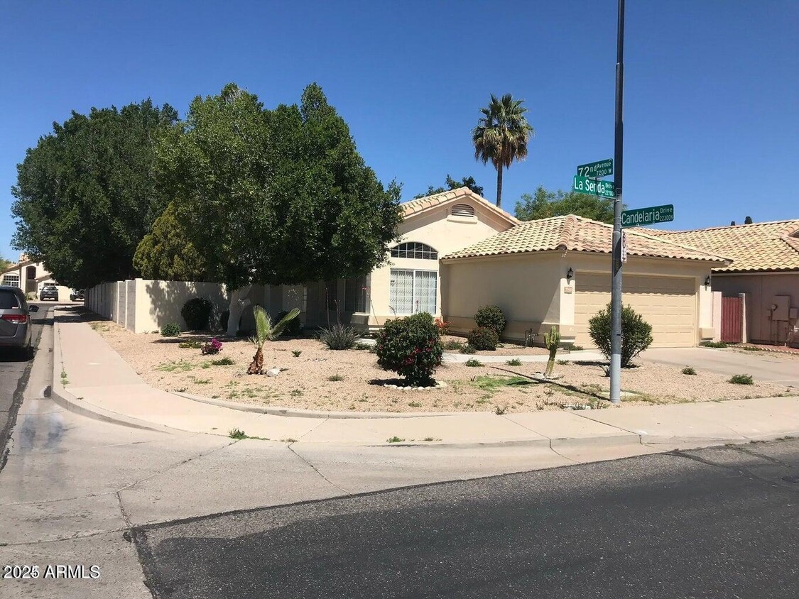 Primary Photo - 7160 W La Senda Dr