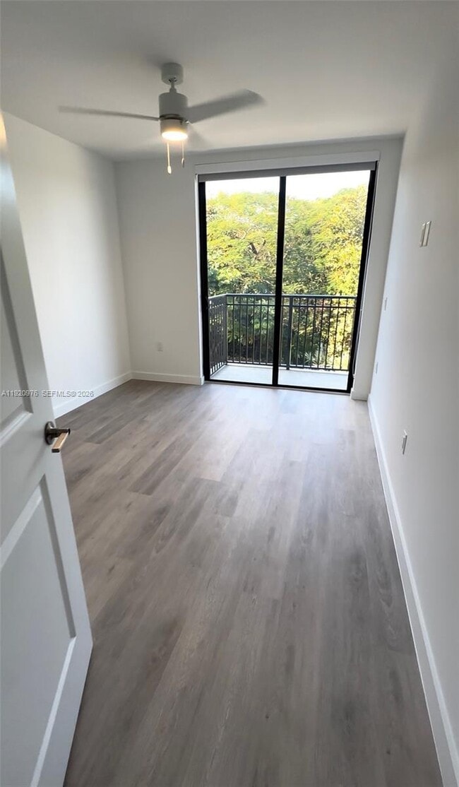 Foto del edificio - 20 NE 19th Ave