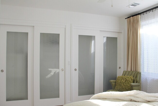 lots of closets - 2051 W 31st St