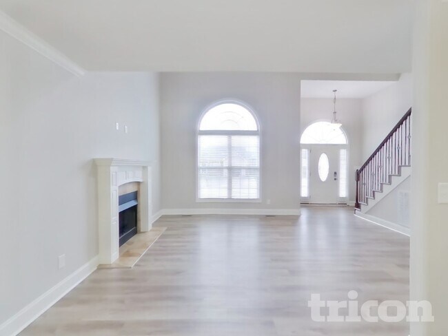 Building Photo - 646 Fox Hound Dr