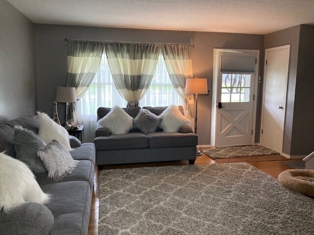 Building Photo - 1666 Ritchie Rd