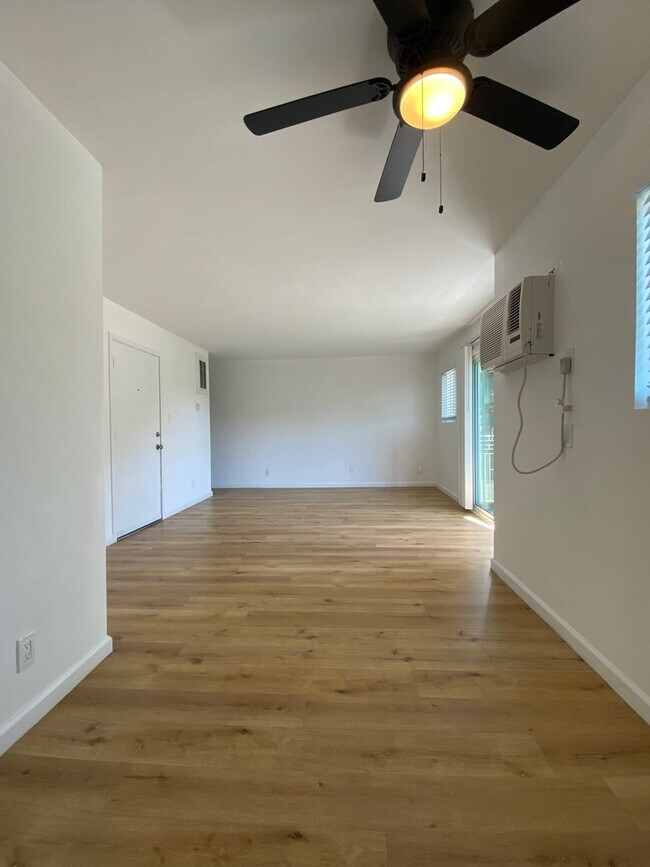 Foto del interior - 6556 Lamirada Ave