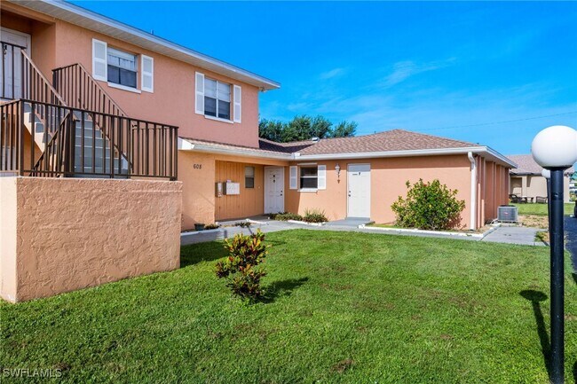 Foto del edificio - 608 SE 6th St