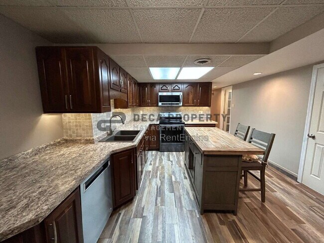 Foto del edificio - 17 N Taylor Ave