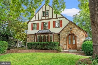 Building Photo - 4613 Langdrum Ln