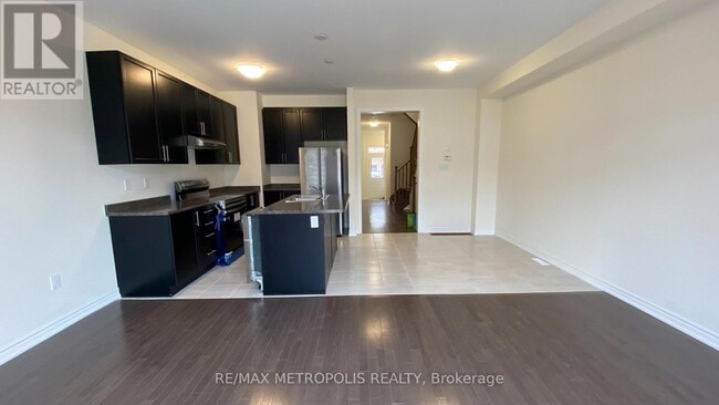 Building Photo - 108 Adventura Rd