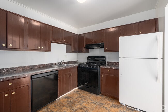 1BR, 1BA - 719SF - Kitchend - Sherwood Apartments