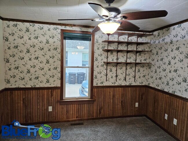 Foto del edificio - 628 W 6th Ave