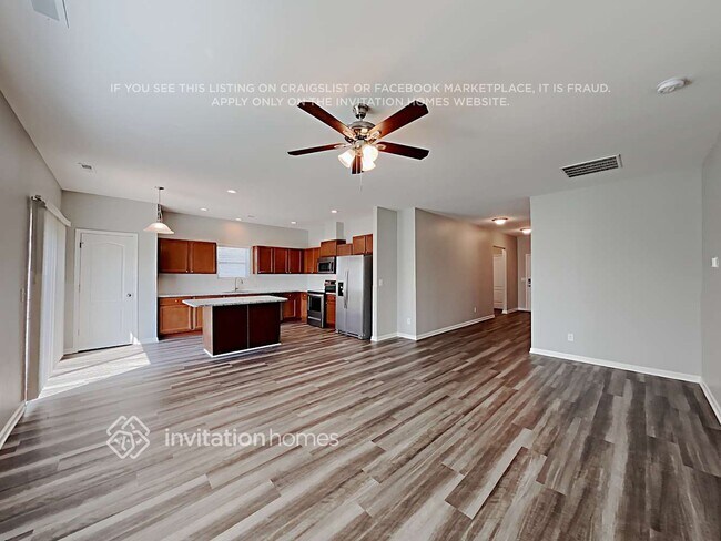 Foto del edificio - 7809 Hereford St