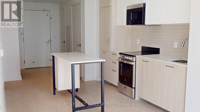 Photo du bâtiment - 65 Mutual St