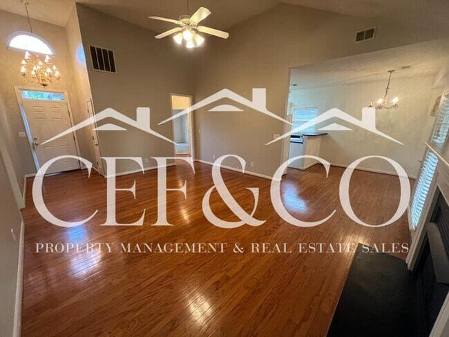 Foto del edificio - Spacious 3-Bedroom, 2-Bathroom Home in Rock Springs Community