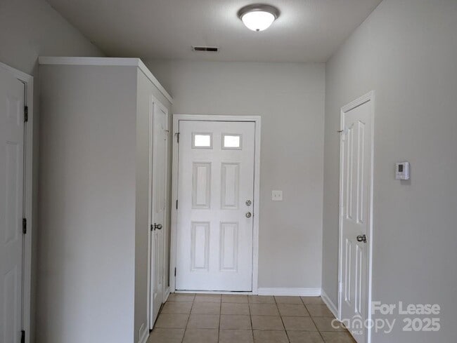 Building Photo - 7032 Sunman Rd