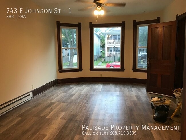 Building Photo - 743 E Johnson St