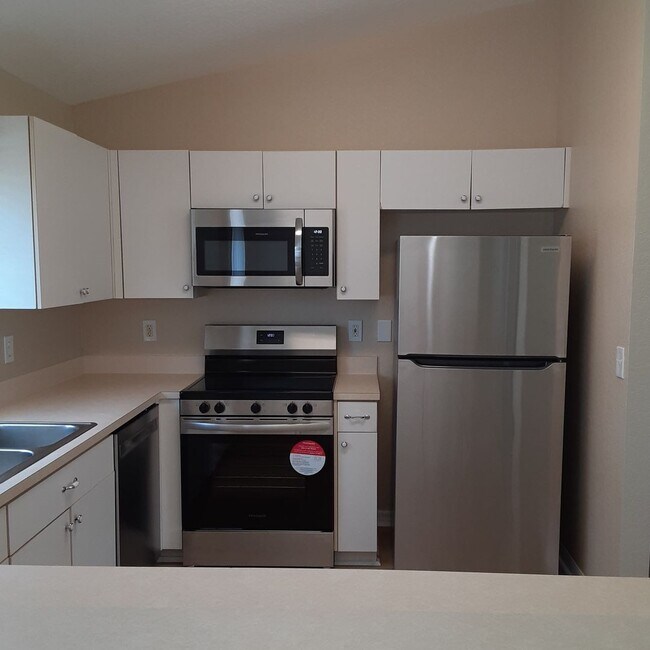 Building Photo - Application Accepted 11-1-24