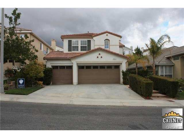 Building Photo - Prestigious 3+2.5 Beauty in guard-gated co...