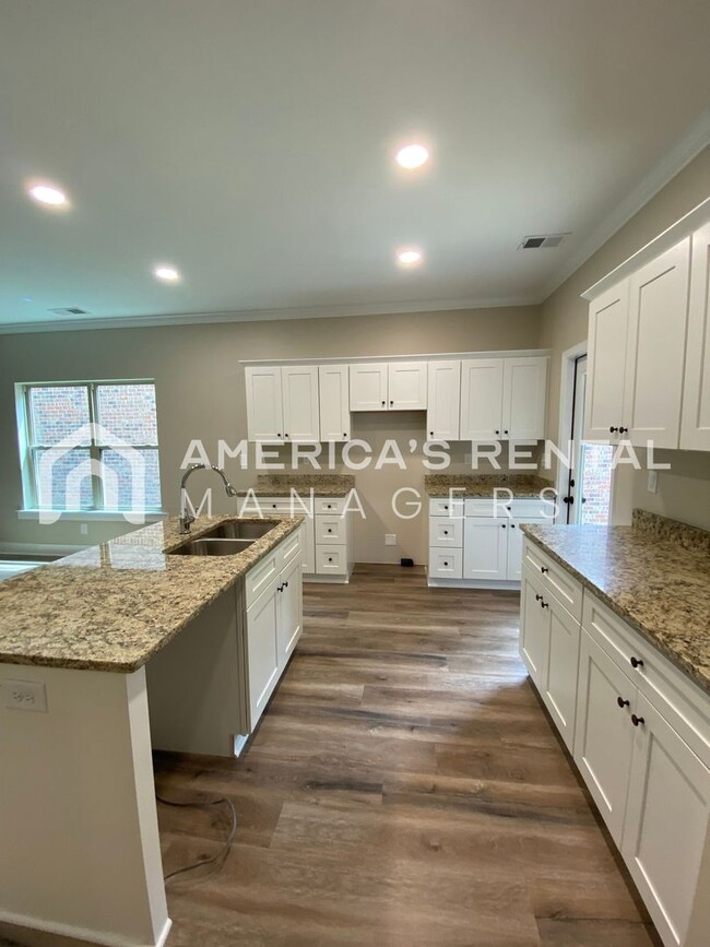 Foto del edificio - Home in Lake Cyrus!!! Available Now!
