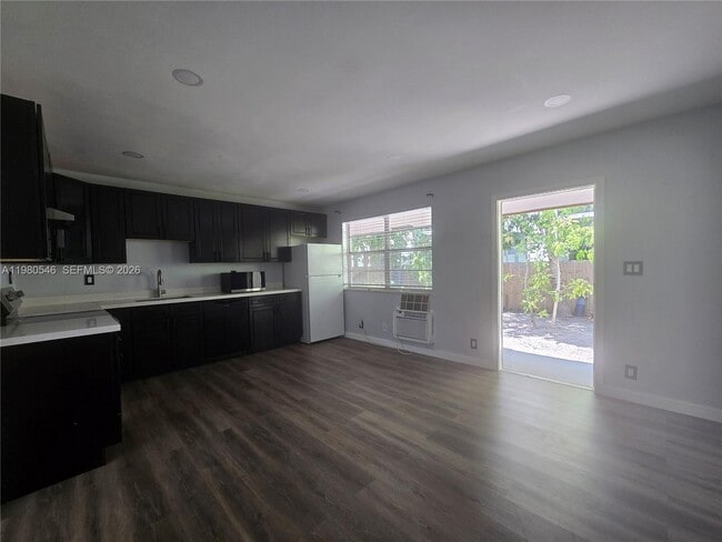 Foto del edificio - 4095 N Andrews Ave