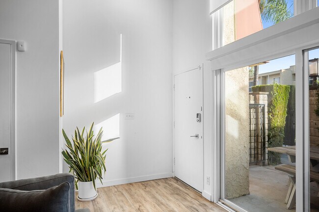 Foto del edificio - 5435 Yarmouth Ave