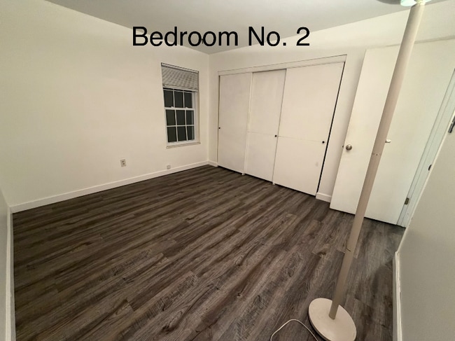 Building Photo - 1231 Creve Coeur Crossing Ln