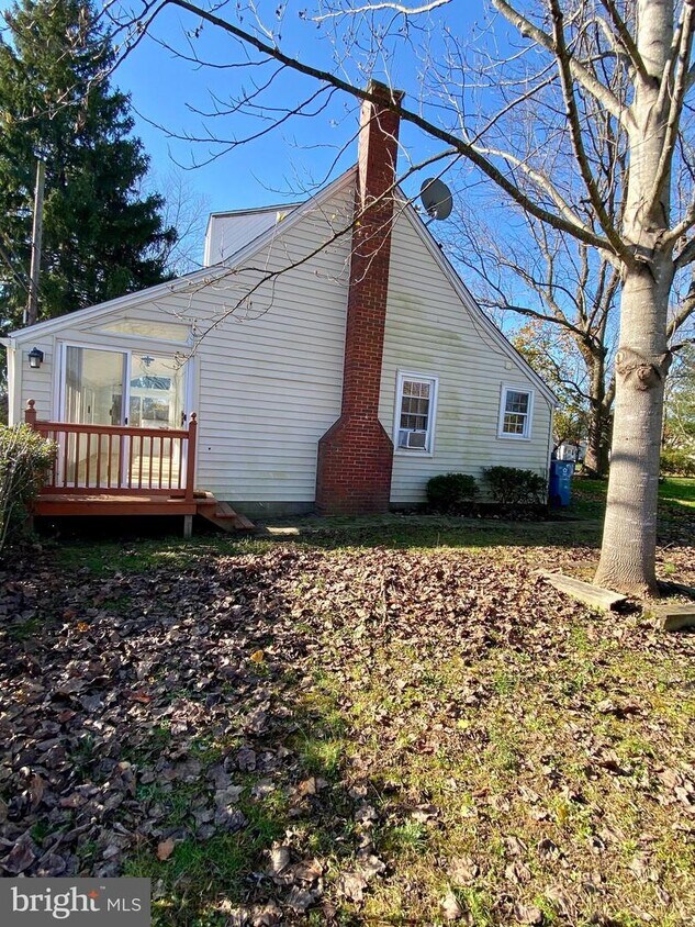 Primary Photo - 405 N Main St