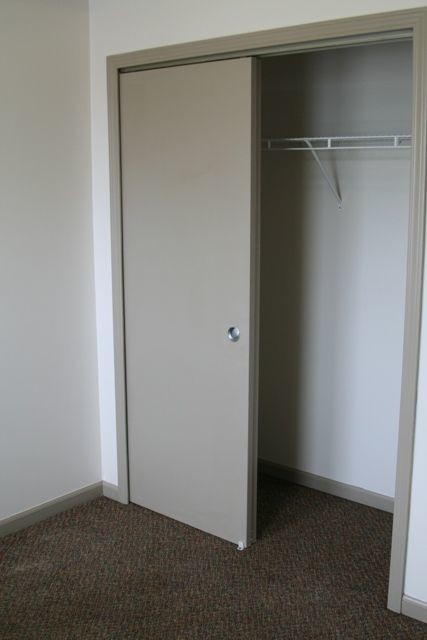 Building Photo - 2 br, 1 bath Apartment - Ferndale Apartments
