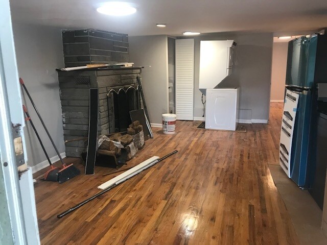 Building Photo - 1615 N Wells St
