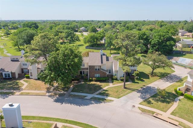 Primary Photo - 846 Creekside Dr