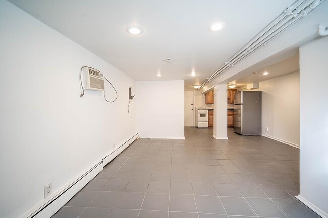 Foto del edificio - 106 Cottage St