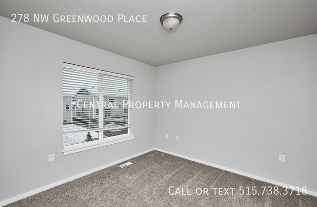 Building Photo - 278 NW Greenwood Pl