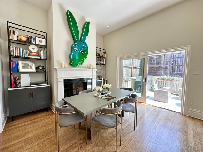 Building Photo - Gorgeous Restored Victorian Flat w/Private Deck