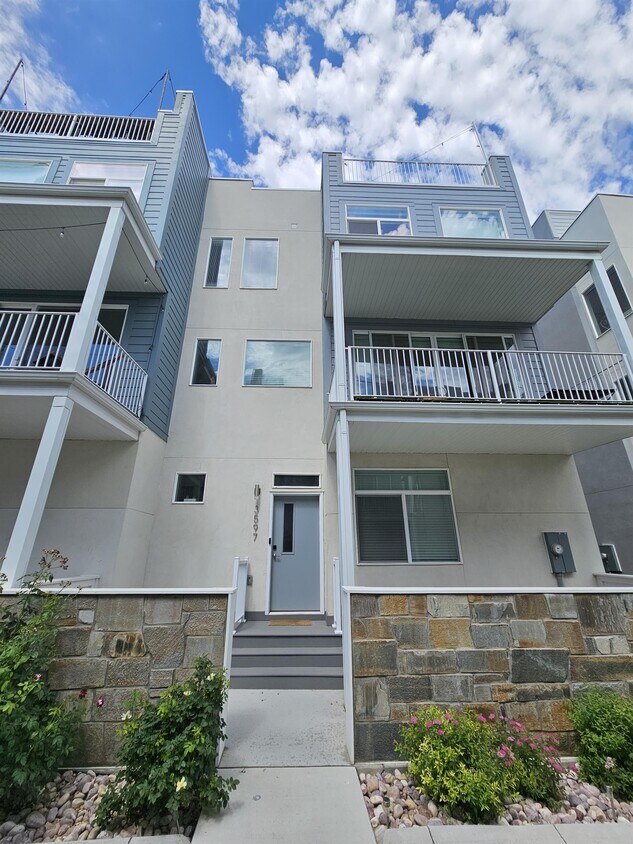 Foto principal - 3597 S Gallium Dr