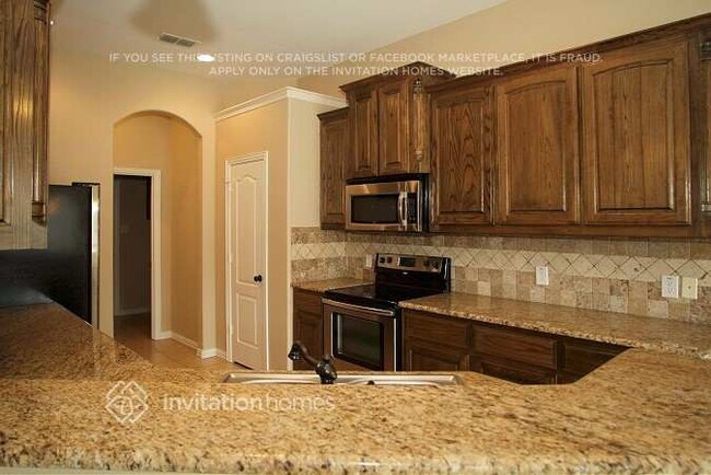 Foto del edificio - 109 Winged Foot Dr