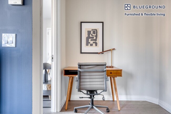 Foto del edificio - 377 E 33rd St