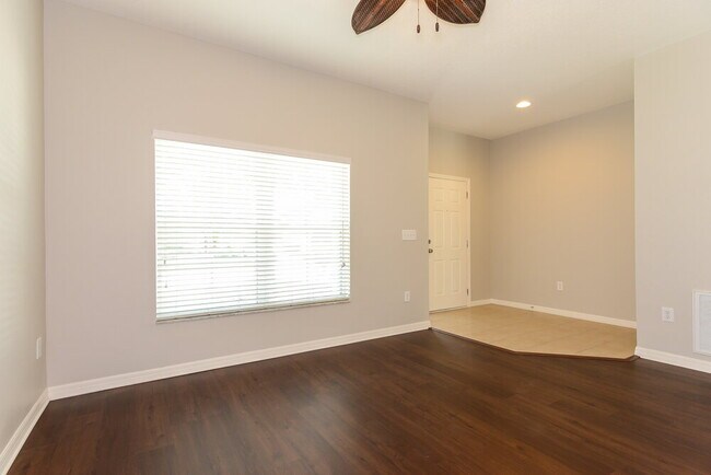 Foto del edificio - 5723 white Trillium Loop